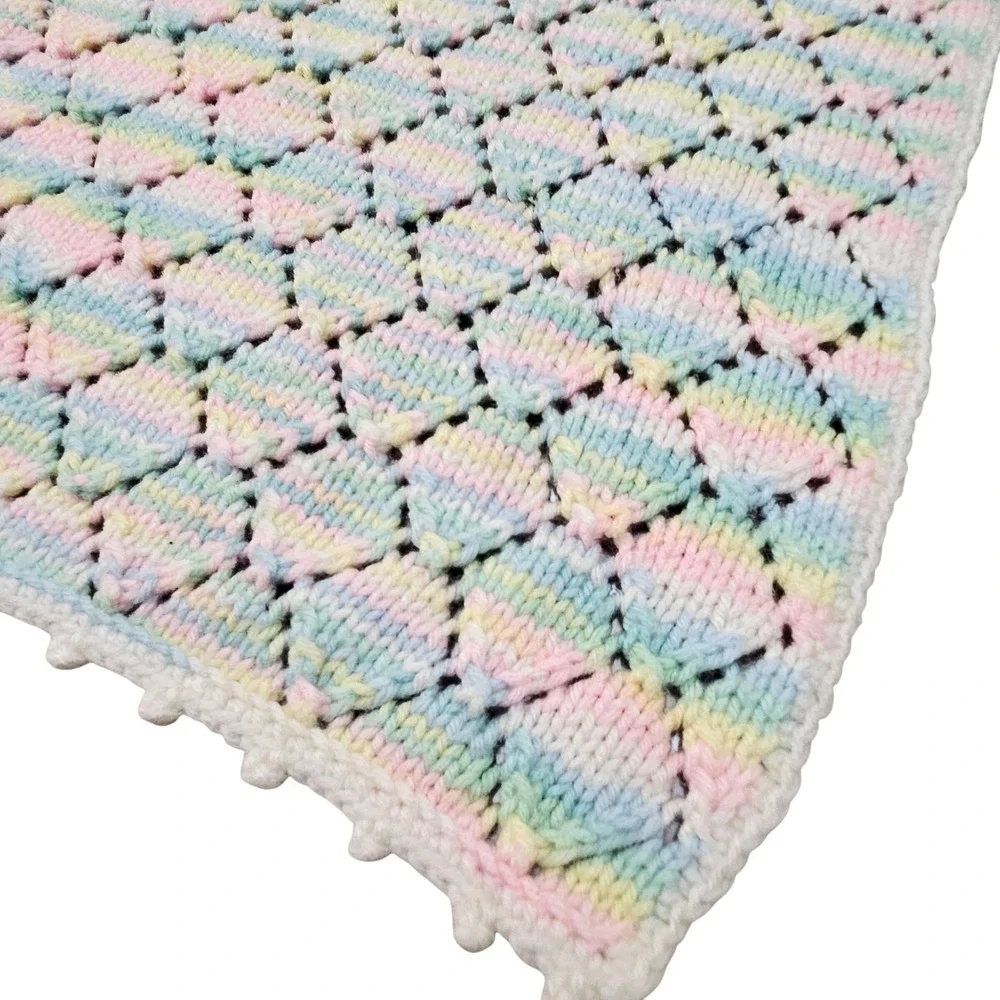 Vintage Handmade Pastel Rainbow Knit Baby Blanket‎ Crocheted Trim Unisex Grandma
